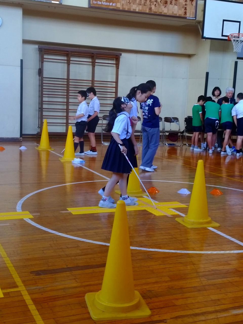 視覚障害者・介助者体験　台東区立浅草小学校　イメージ１